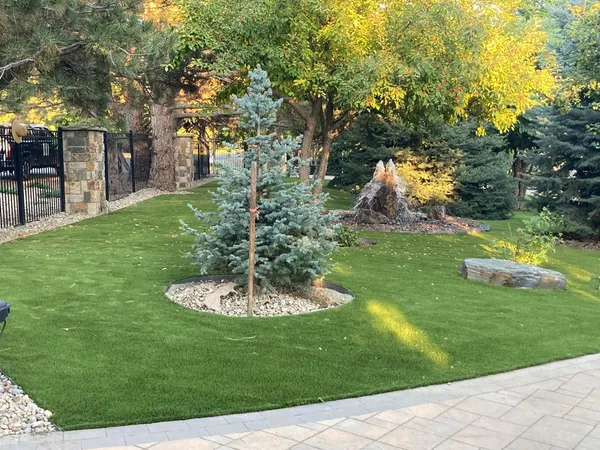 artificial turf landscaping